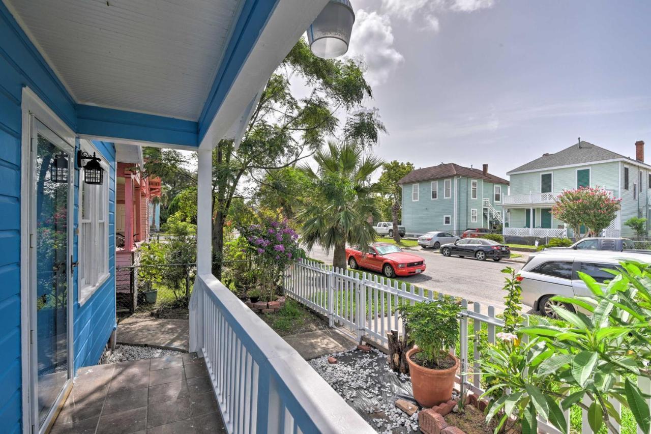 Bright Galveston Bungalow Half Mi To Pleasure Pier Eksteriør bilde